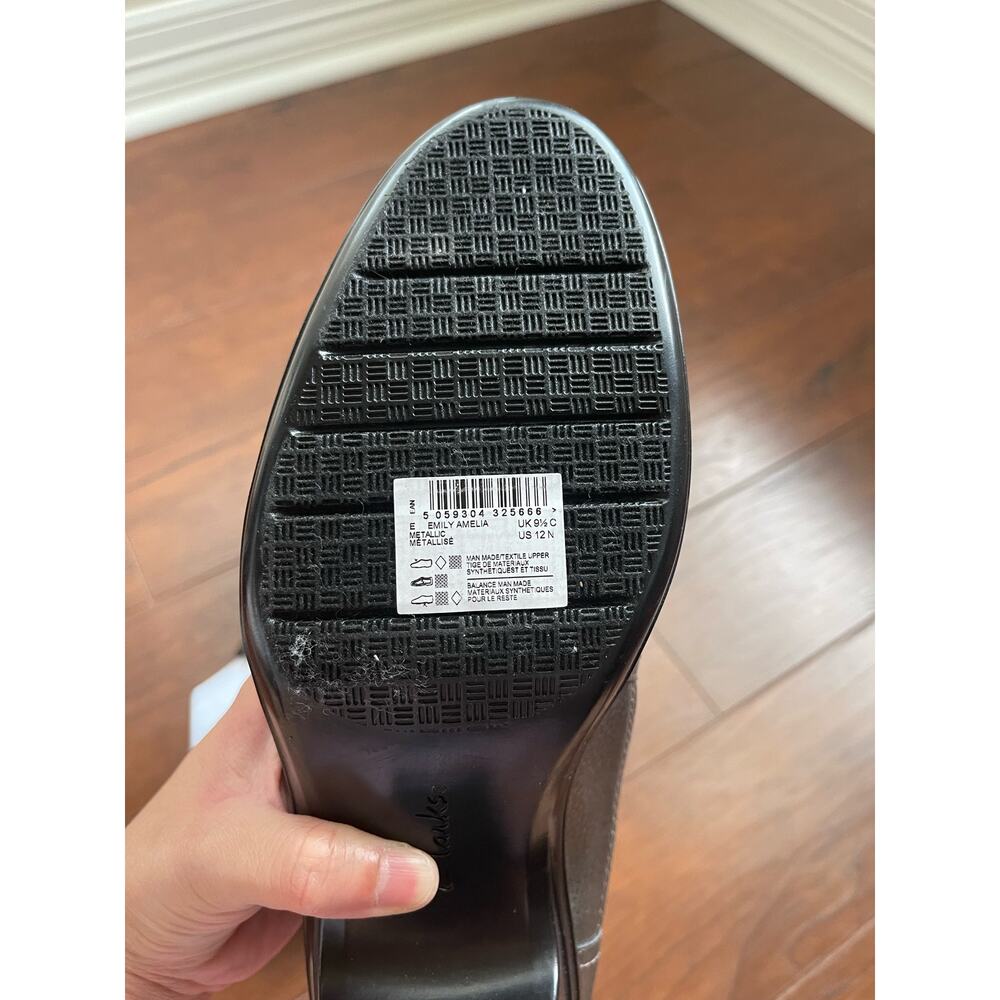 Clarks Women’s Size 12N Emily Amelia Metallic Slip On Leather Comfort Shoes - Picture 8 of 10